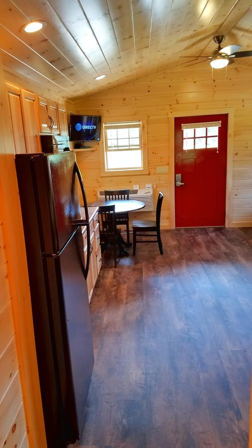 Abbot Trailside Lodging Abbot Village Bagian luar foto