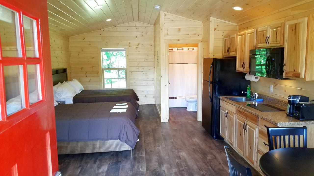 Abbot Trailside Lodging Abbot Village Bagian luar foto