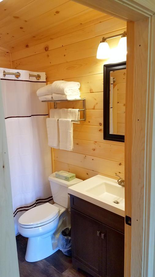 Abbot Trailside Lodging Abbot Village Bagian luar foto