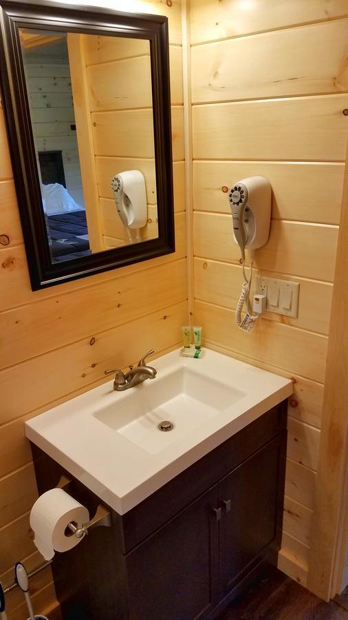 Abbot Trailside Lodging Abbot Village Bagian luar foto
