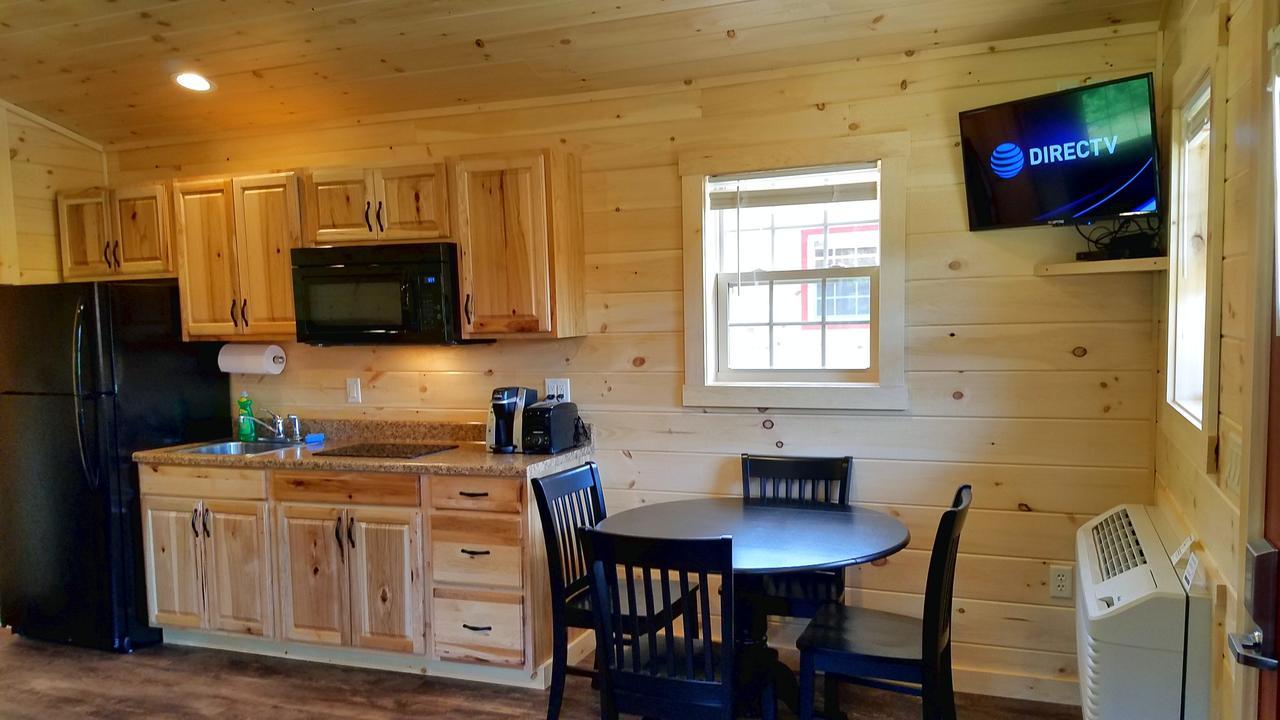 Abbot Trailside Lodging Abbot Village Bagian luar foto